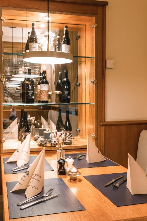 Hotel Restaurant Am Park Waltrop Exterior photo